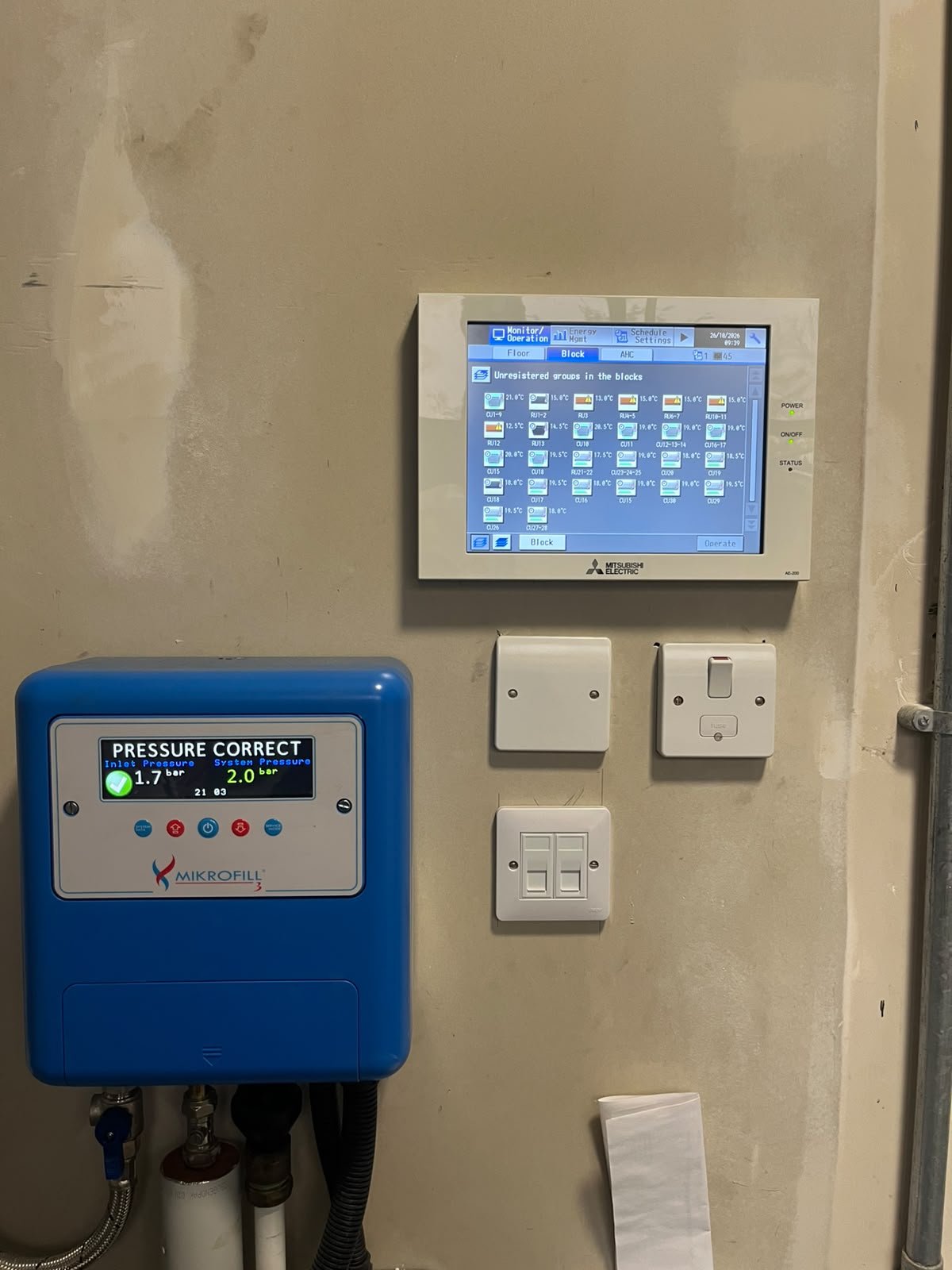 Mitsubishi Electric central controller and adjacent pressurisation equipment